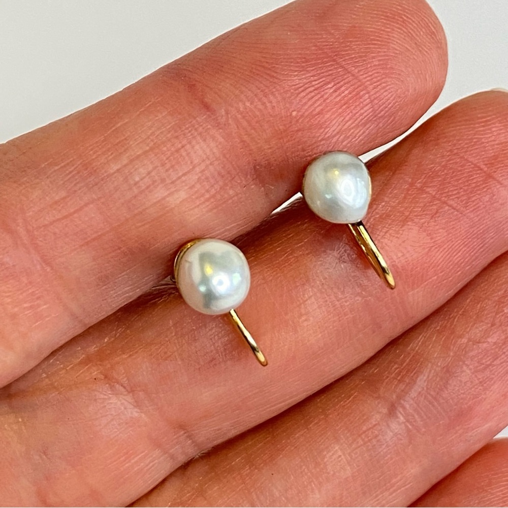 Vintage Gold‎ Filled Baroque Pearl Screw Back Earrings
